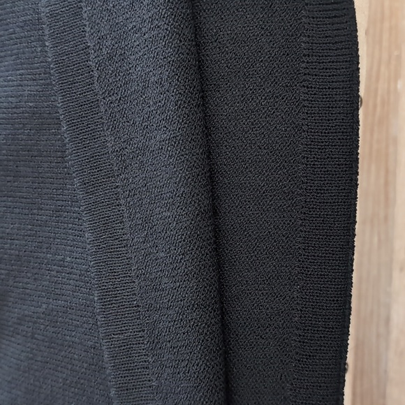 St. John Basics Classic Black Skirt In Black Knit Size 6 - Picture 6 of 8